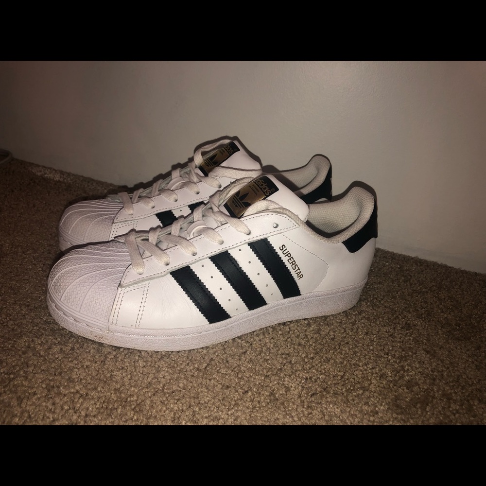 Casual shoes
